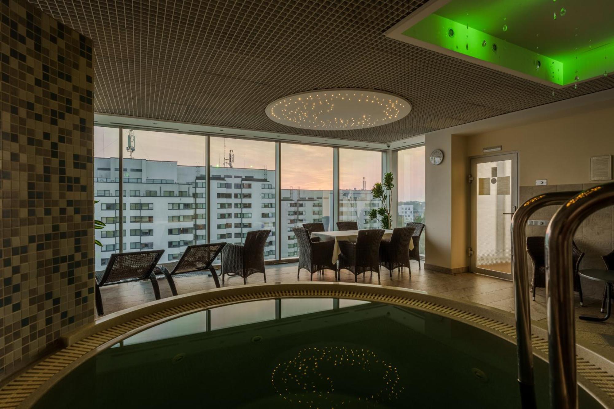 Riga Islande Hotel With Free Parking Extérieur photo